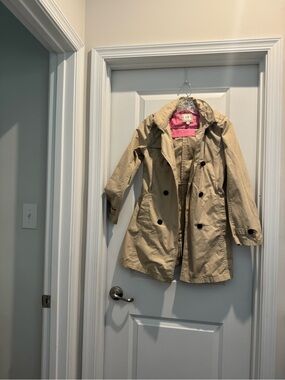 GAP Beige Trench Coat with Pink Lining/no belt size xxl